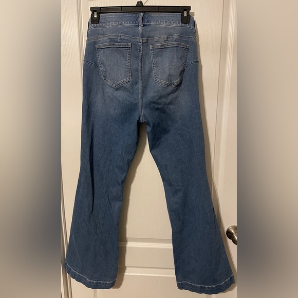 Torrid Bombshell Flare Premium Stretch Men Jeans - Light Blue - Size 14R - Picture 5 of 11